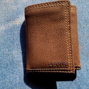 Levi’s wallet